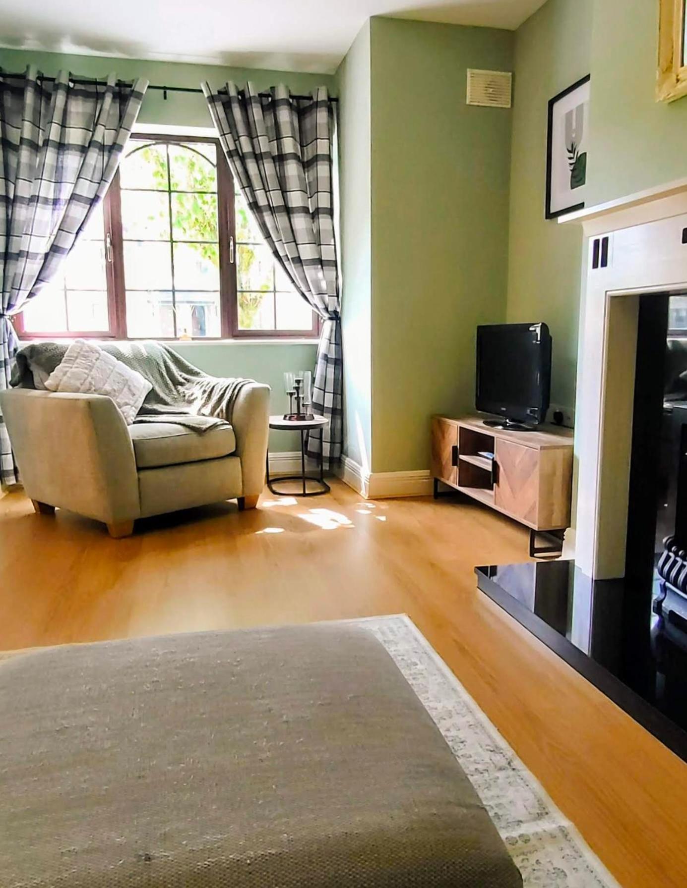 Rynn Haven - Enchanting Townhouse Lough Rynn Mohill Εξωτερικό φωτογραφία